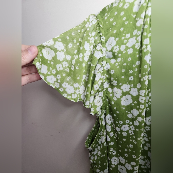 ❤️ Women's LC Lauren Conrad Green Floral Print Top Sz 1X - Picture 7 of 9